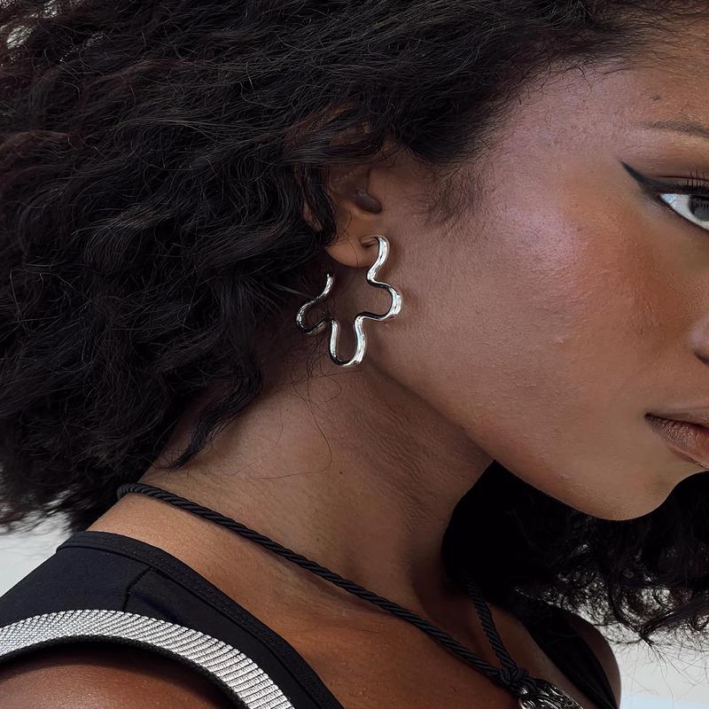 Squiggle Earrings Silver