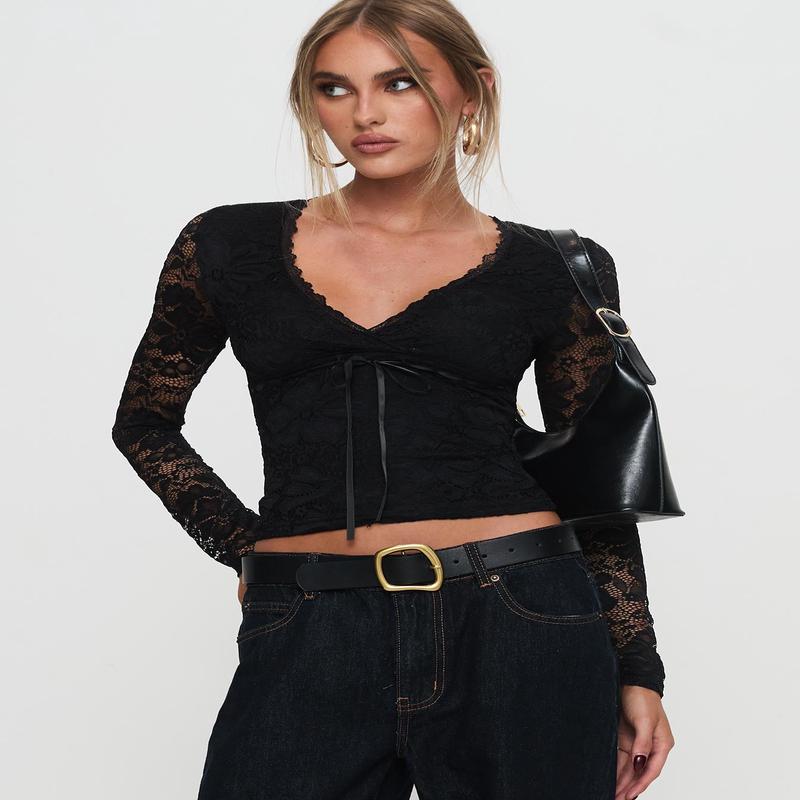 Temptation Incoming Long Sleeve Lace Top Black