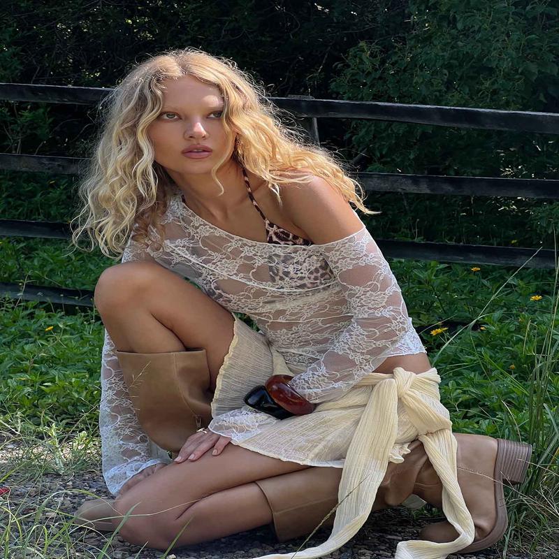 How Ironic One Shoulder Lace Top Cream