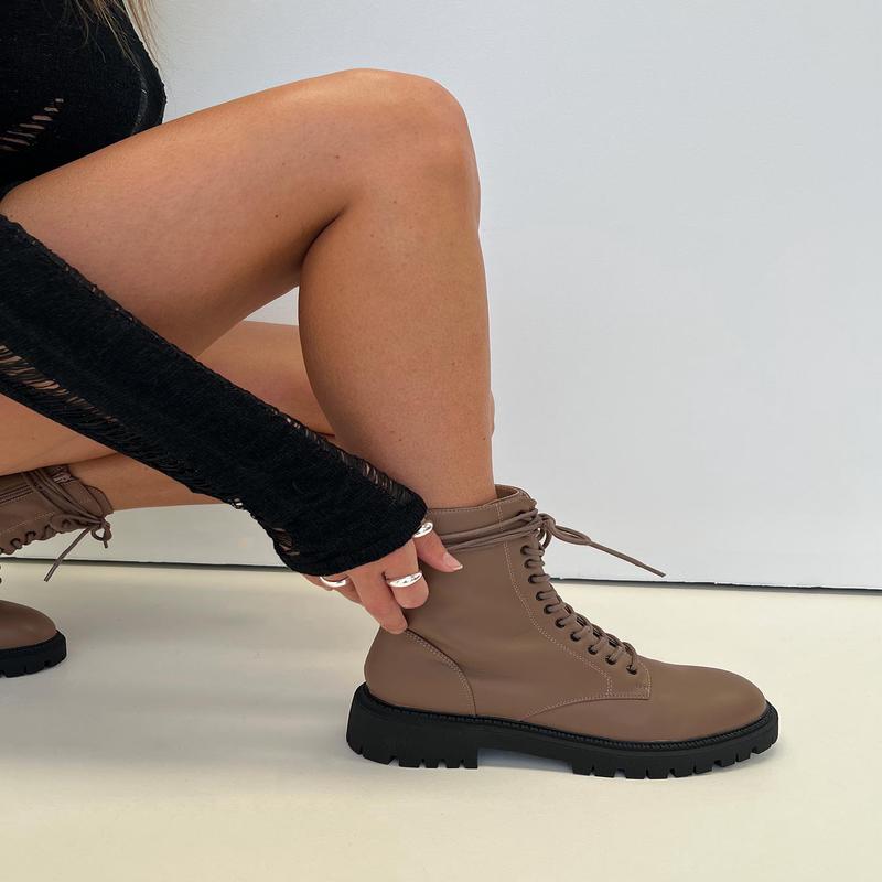 Tailor Lace Up Boots Taupe