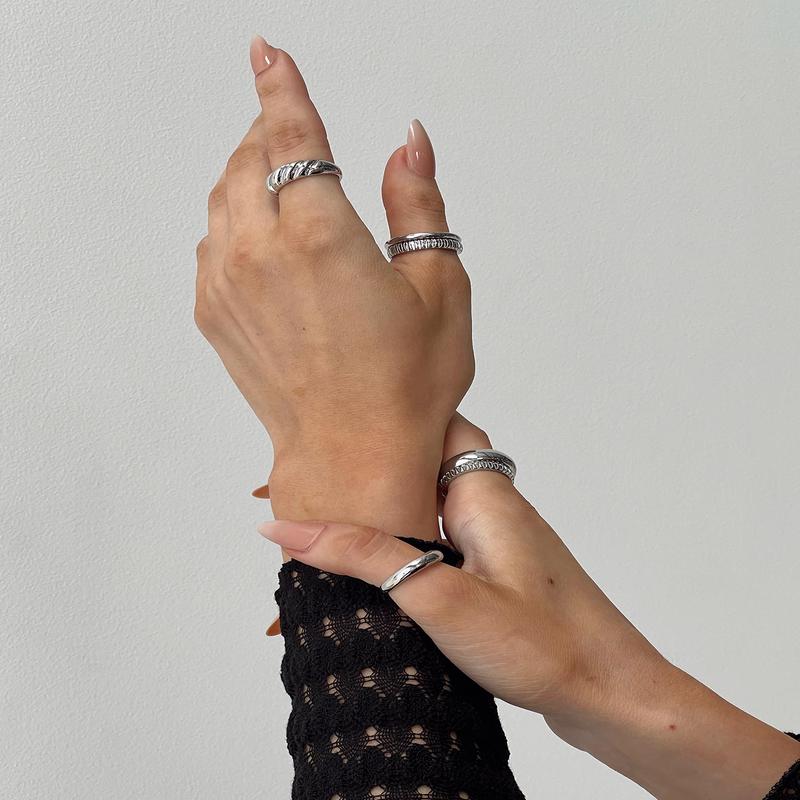 Stables Ring Pack Silver