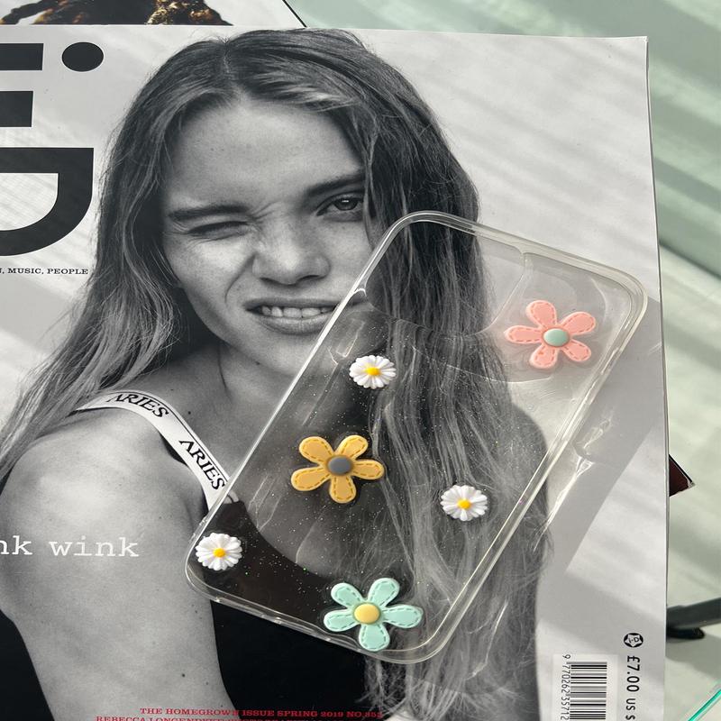 Lizzey Iphone Case Multi