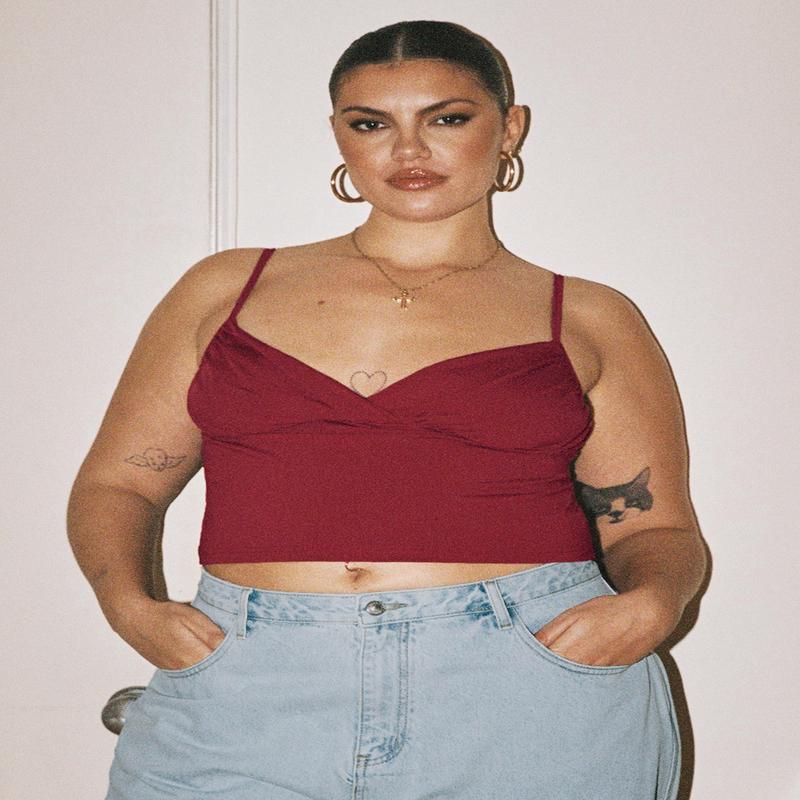 Sampson Top Burgundy Curve