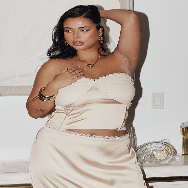 Suga Strapless Top Cream Curve