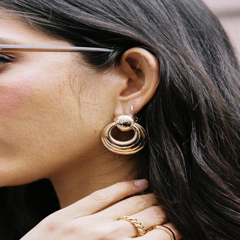 Time Goes By Earrings Gold