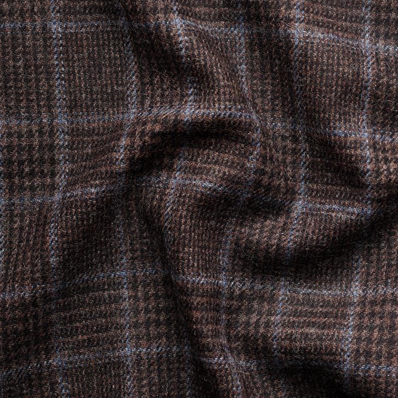 TD60 : Walnut Glen Check Tweed with a Pale Blue Deco