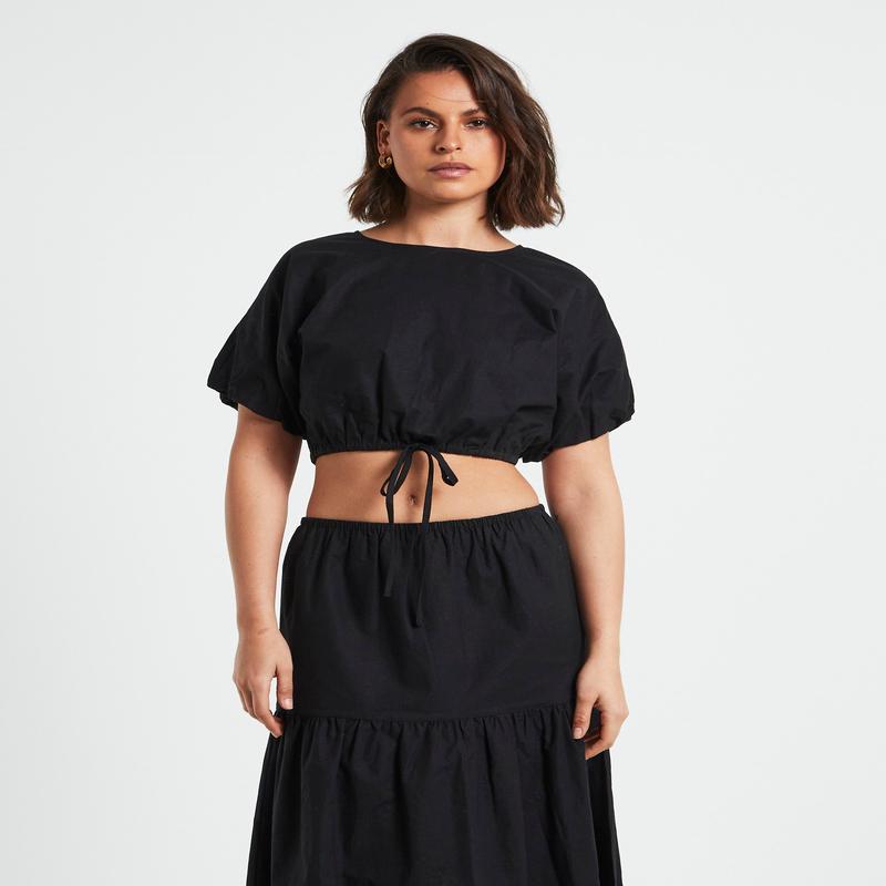 Melody Linen Puff Short Sleeve T-Shirt in Black