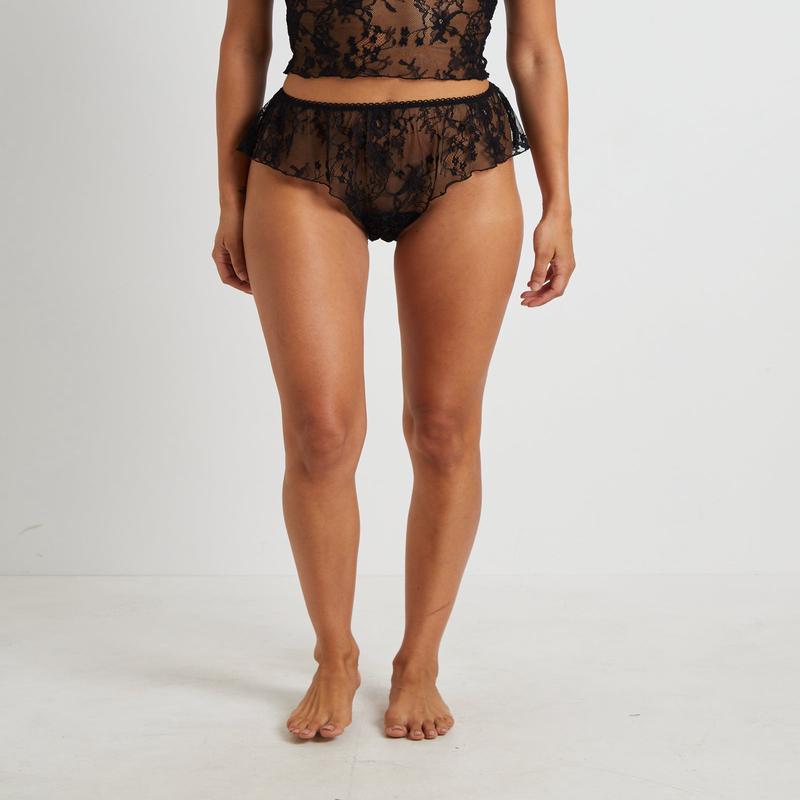 Fifi Fine Lace Ruffle Brief Shorts in Black