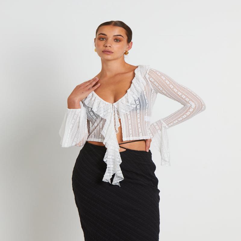 Janie Fairy Core Lace Plunge Shirt in Cream