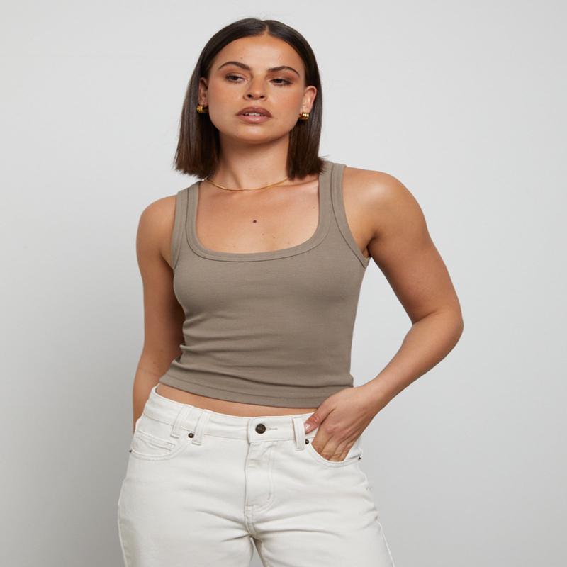 Super Scoop Classic Tank Top in Brown