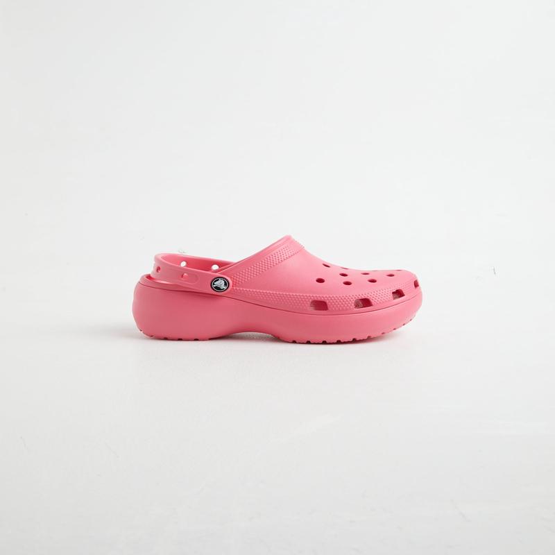 Classic Platform Clogs in Hyper Pink