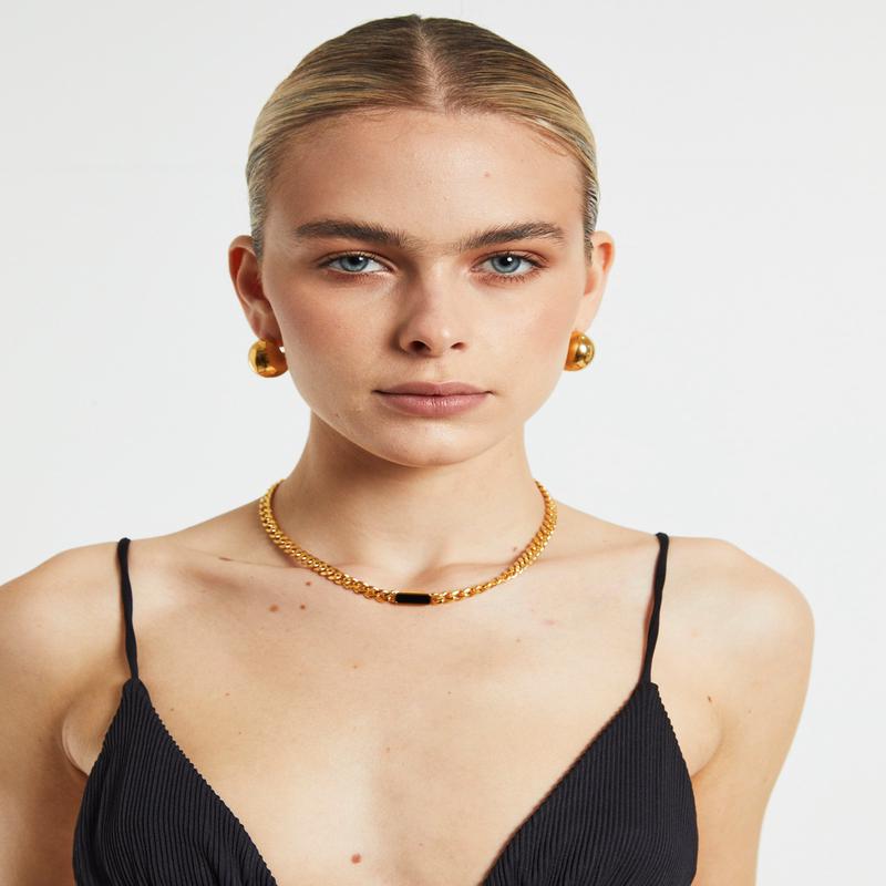 Noir Necklace in Gold