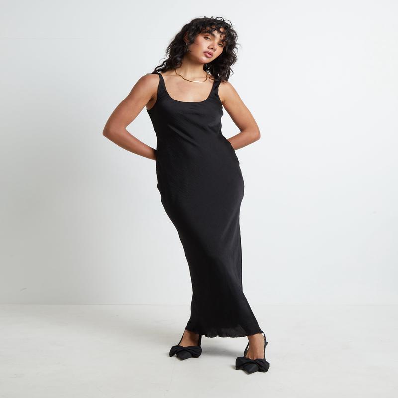 Avada Maxi Dress