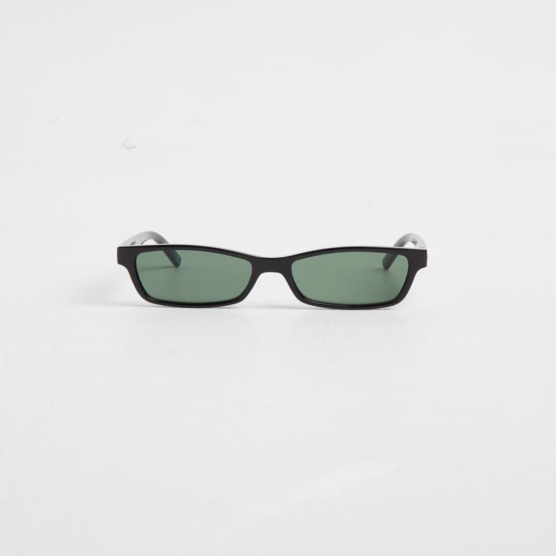Le Sustain Plateaux Sunglasses in Black/Khaki Mono