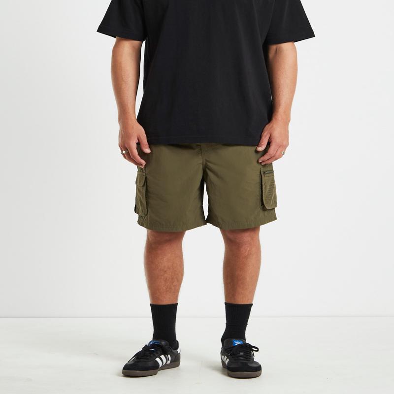 Multi Pocket Utility Cargo Shorts in Army Green