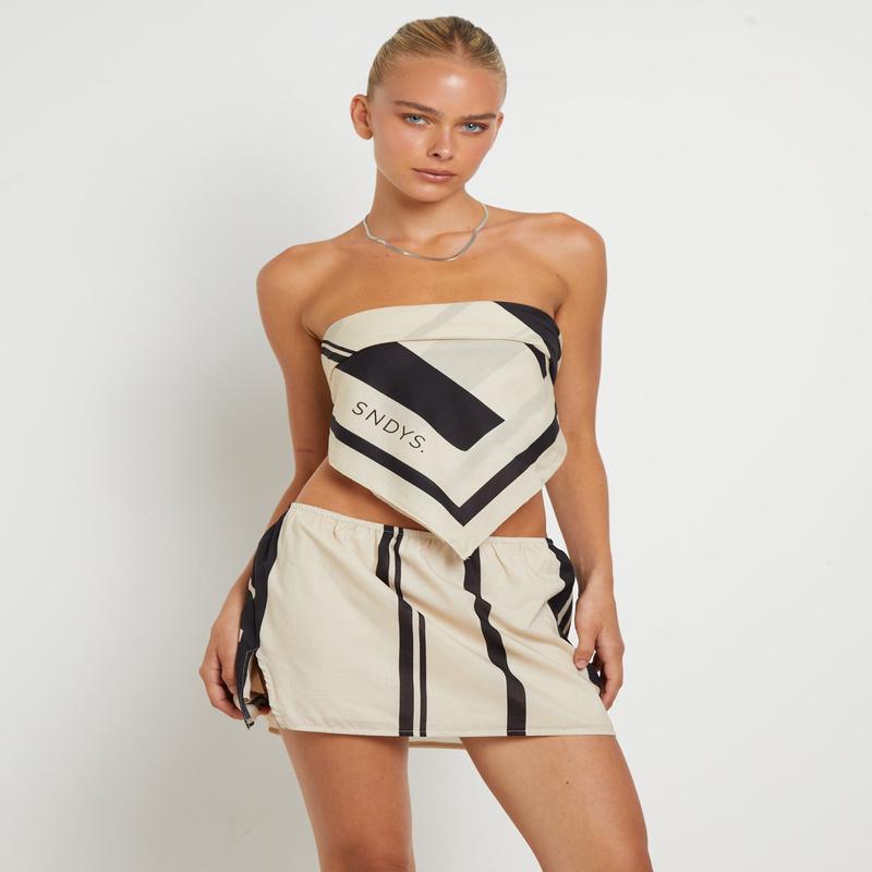 Alba Wrap Top in Black Print