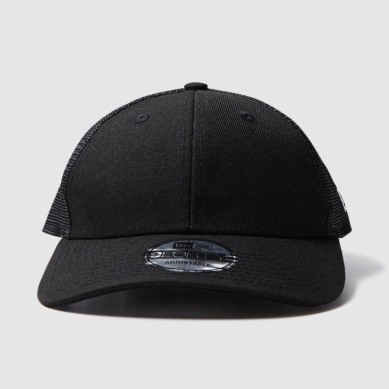 940 Snapback Trucker Cap Black