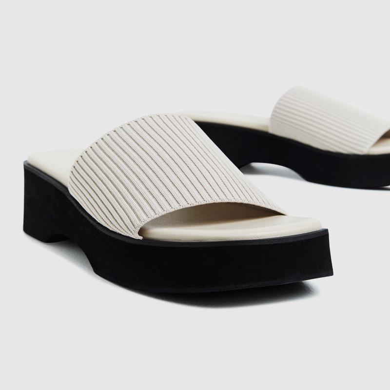 Willow Woven Flatforms