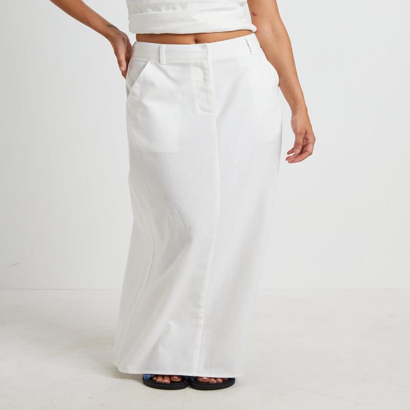 Jinta Tailored Linen Maxi Skirt in White