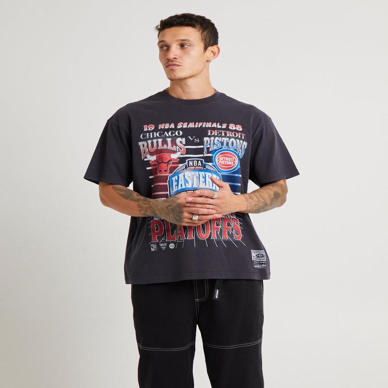 1988 Playoffs Bulls vs Pistons Short Sleeve T-Shirt