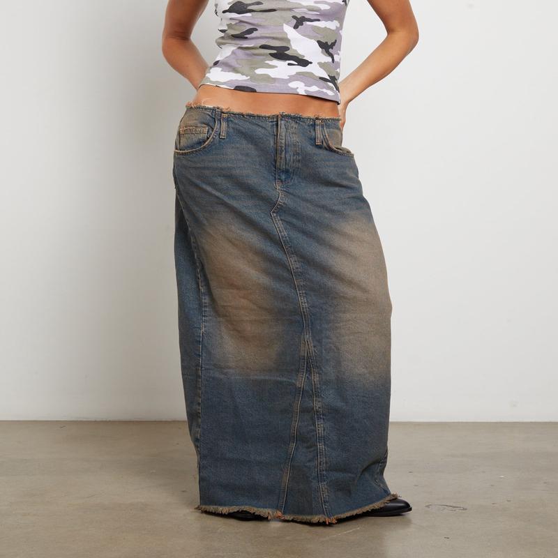 BDG Frankie Midi Skirt in Overdye Pink Denim