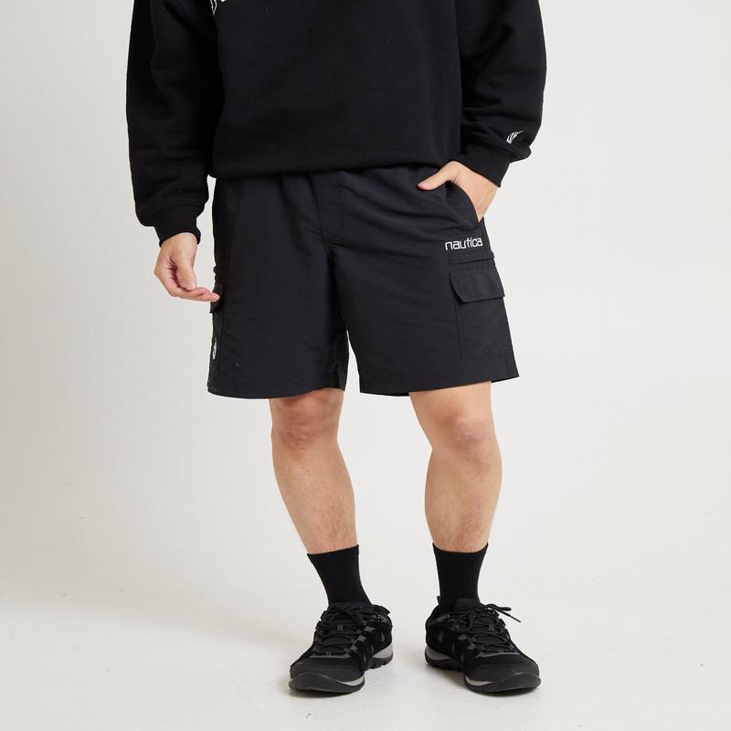William Cargo Shorts in Black