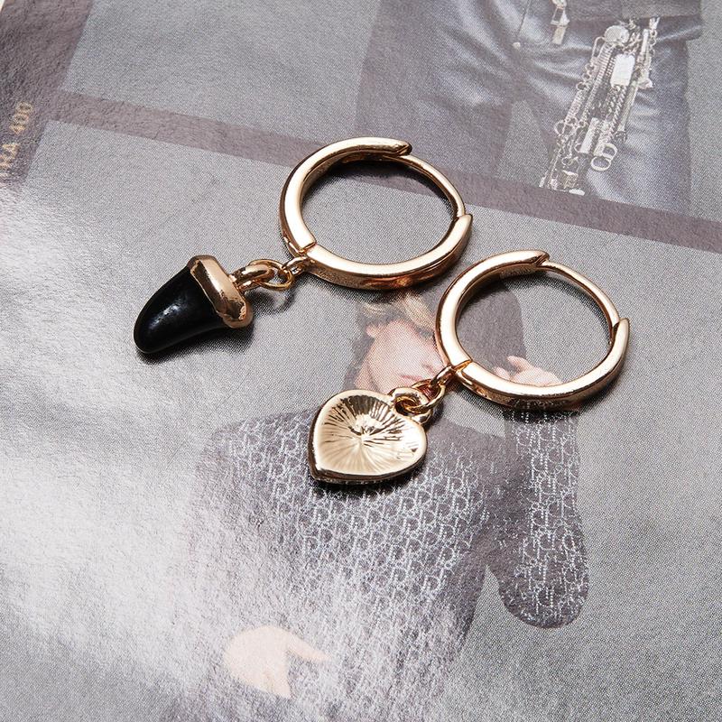 Artie Coloured Charm Earrgs