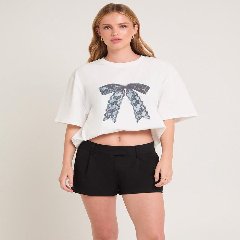 Bow-Tiful Oversized T-Shirt