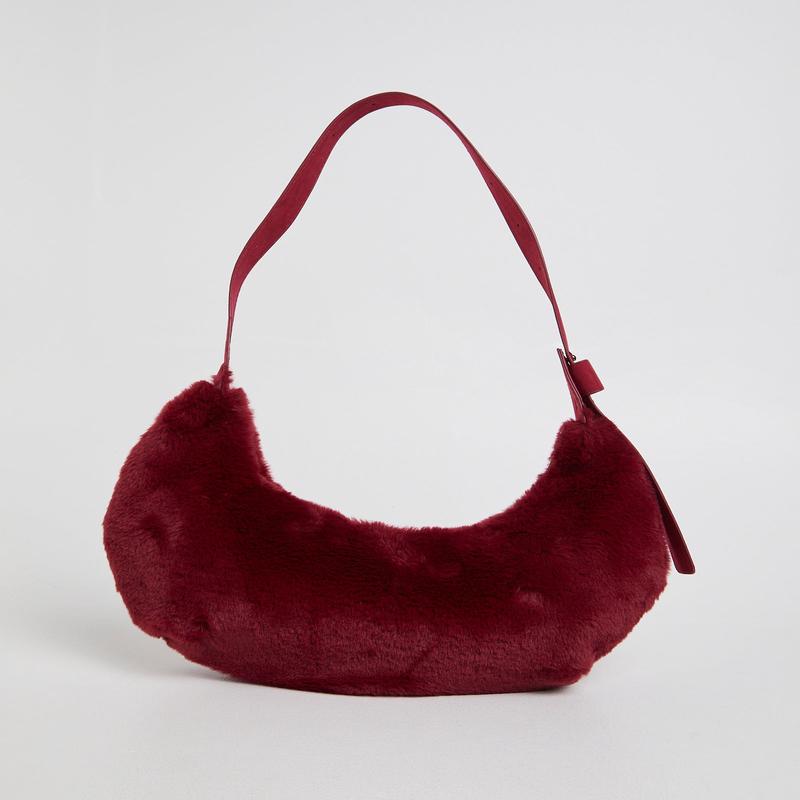Romaine Shoulder Bag