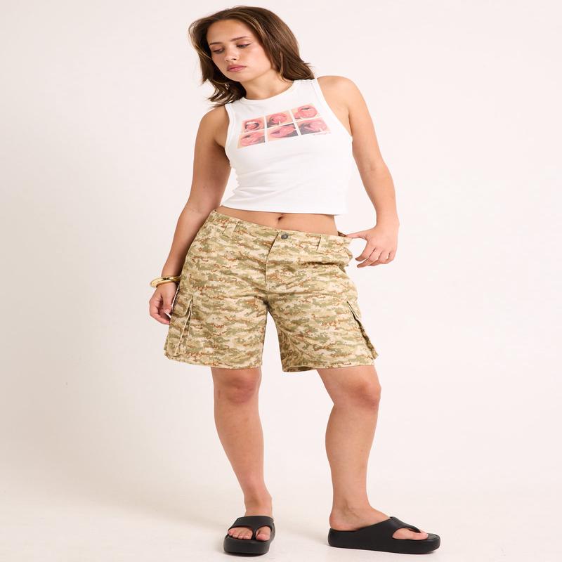 Darcy Camo Cargo Jorts